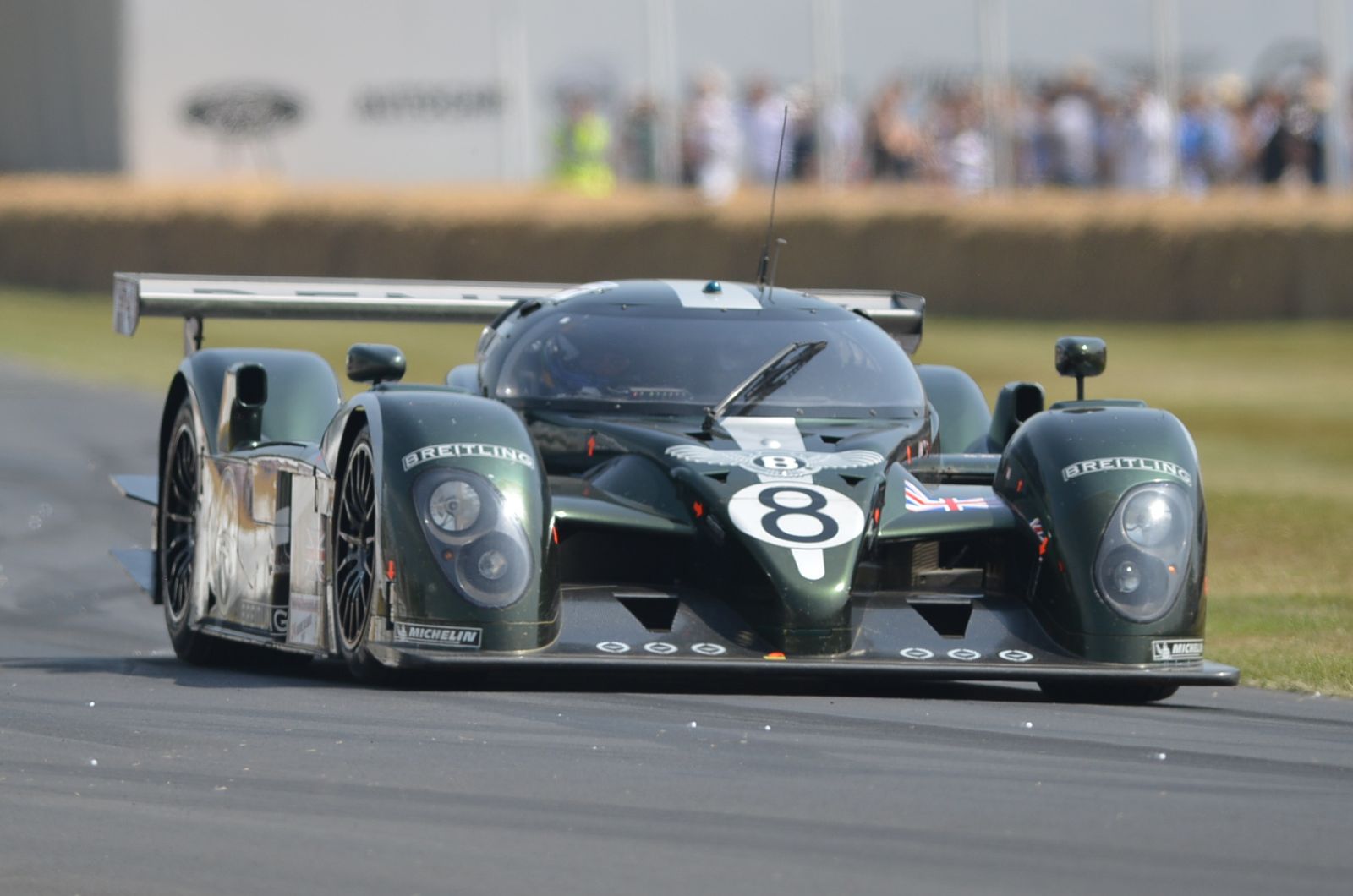 Bentley Speed 8