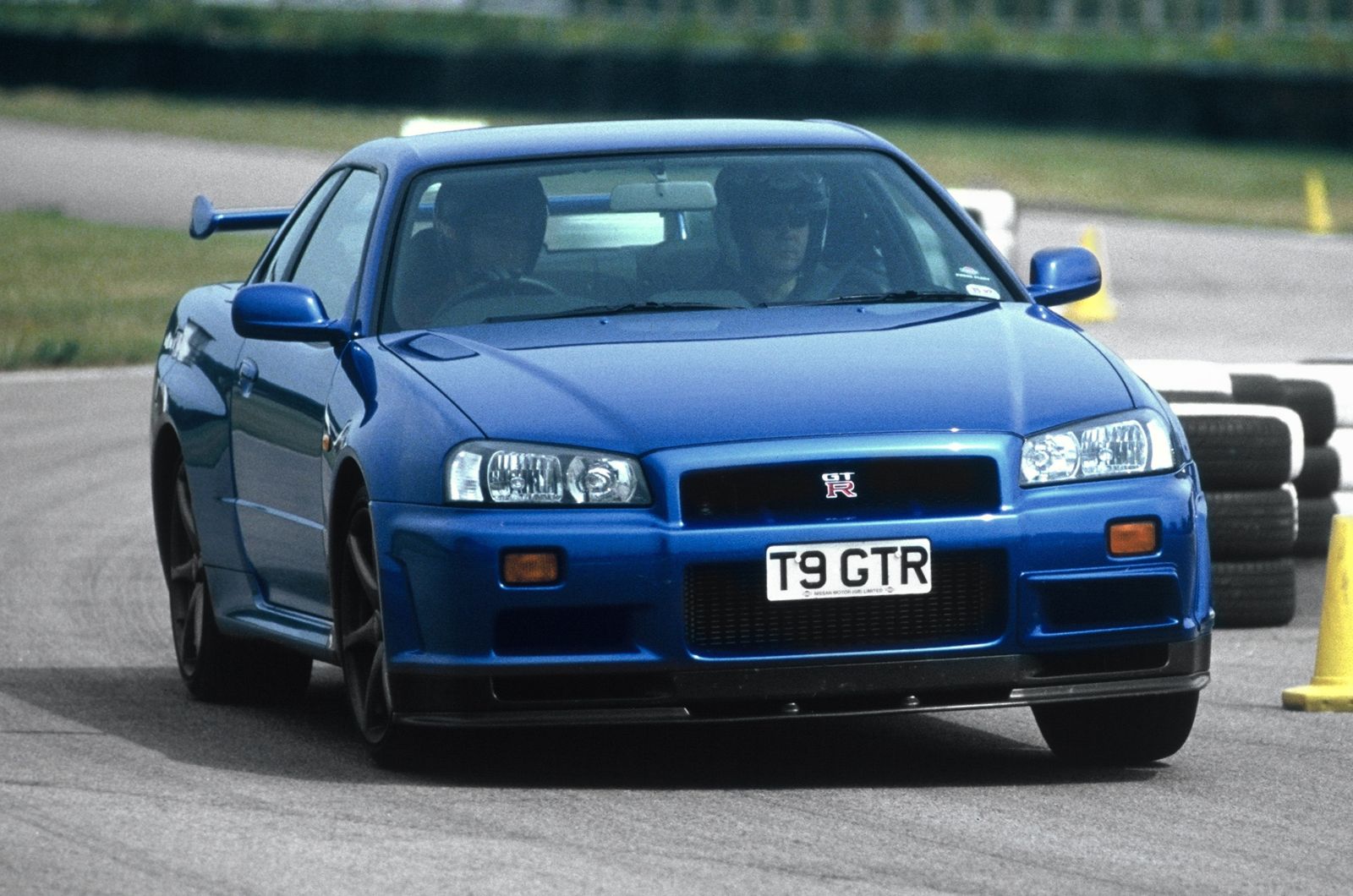 Nissan Skyline R34 GT-R