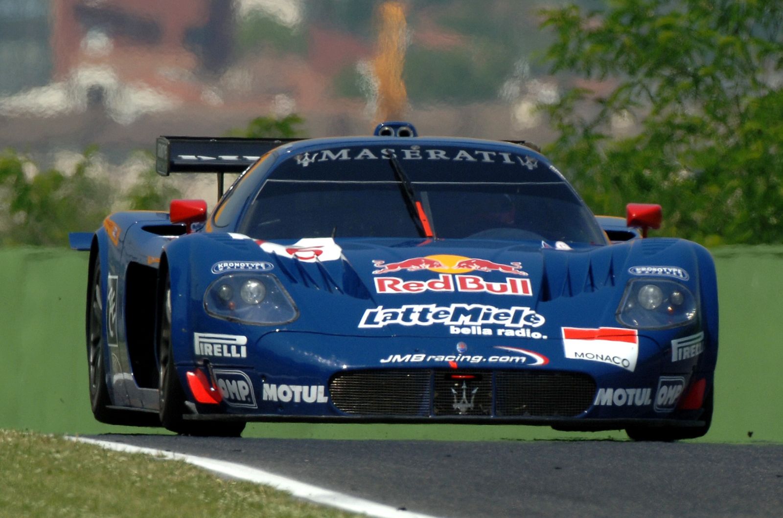 Maserati MC12 GT1