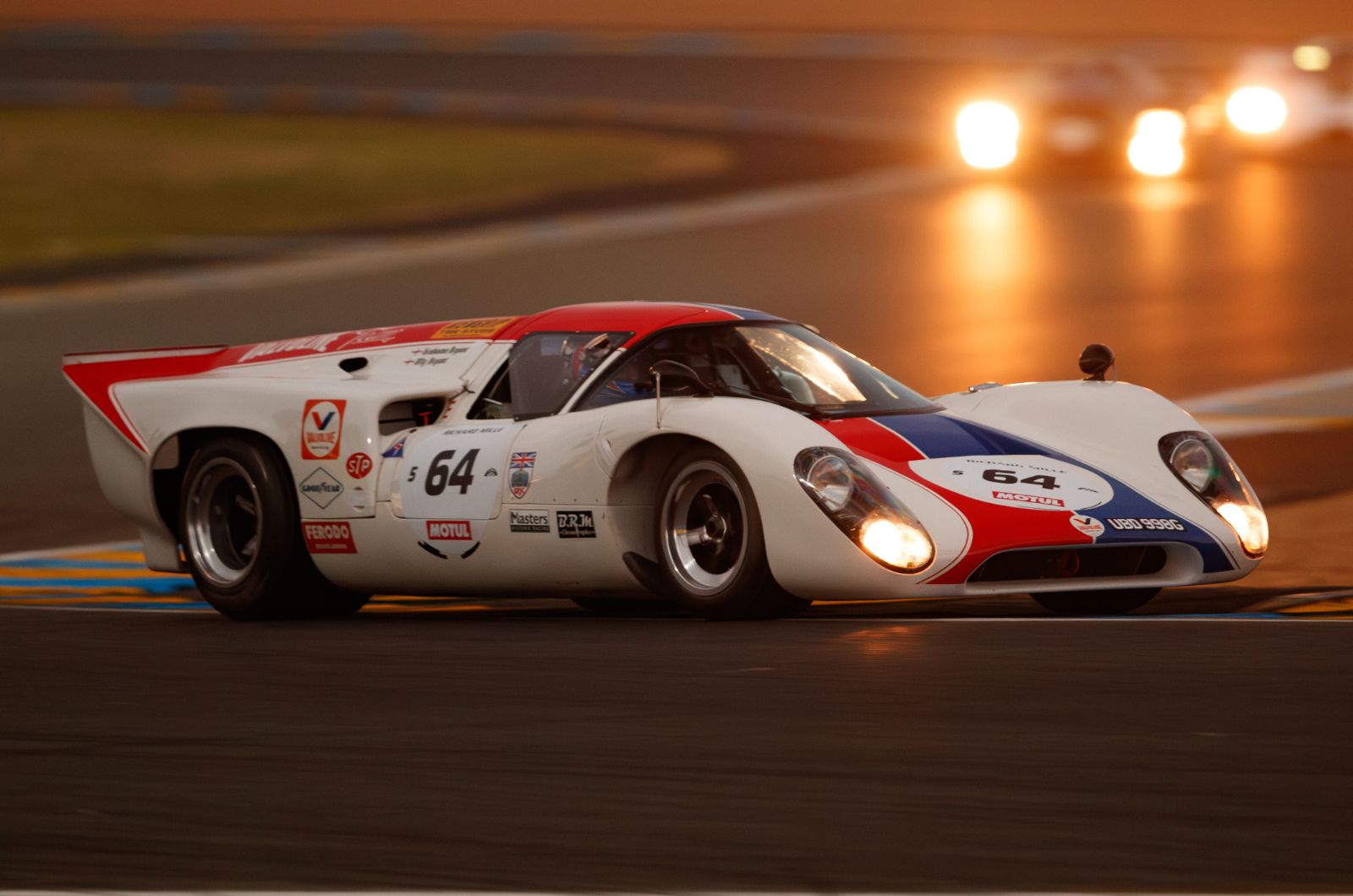 Lola T70 MK3B