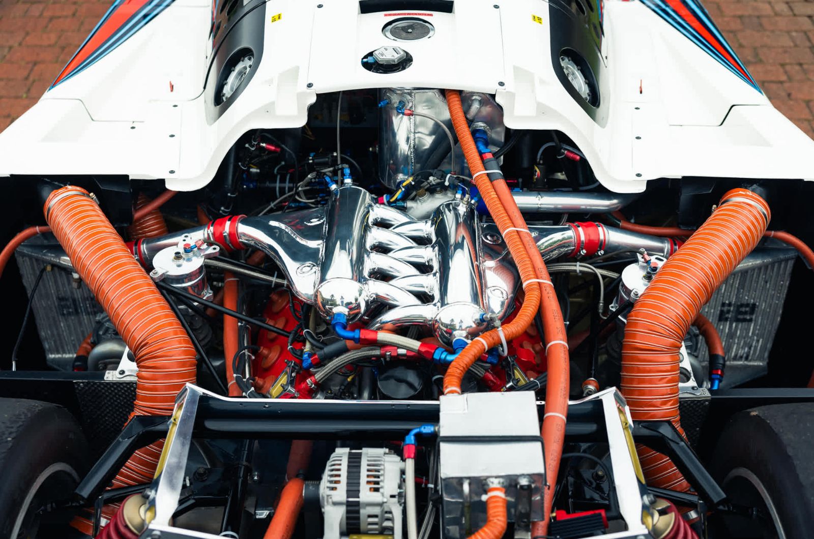 Lancia LC2 V8 engine