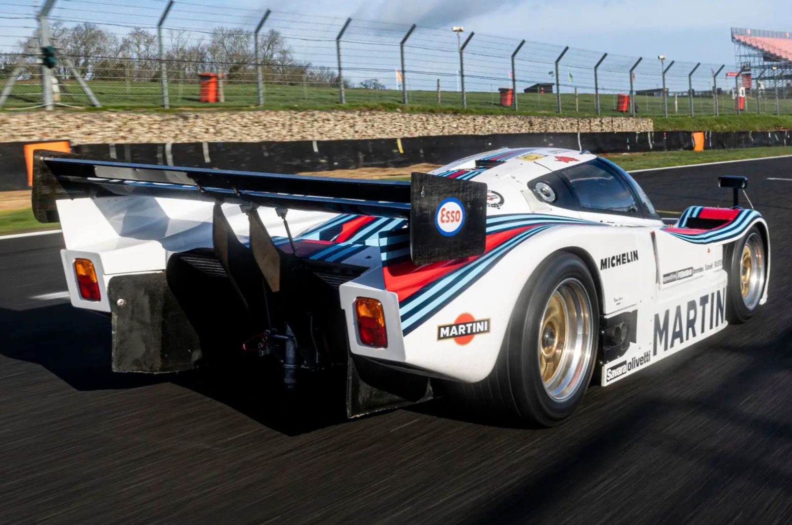 Lancia LC2 rear right dynamic
